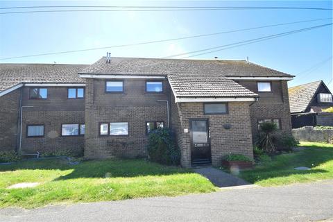 2 bedroom flat for sale, Saunders Way, Camber, Rye