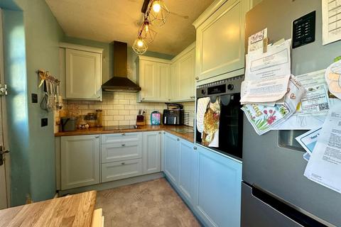 3 bedroom terraced house for sale, Barton Road, Tiverton EX16