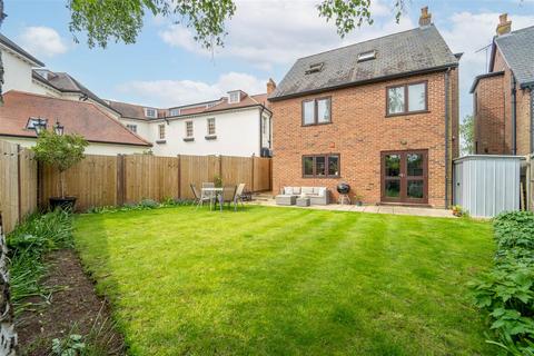 4 bedroom detached house for sale, Station Approach, Newmarket CB8