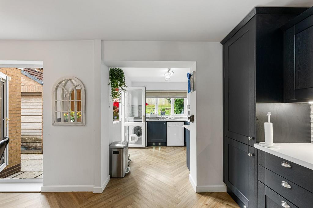 KITCHEN DINER 04.jpg