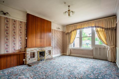 5 bedroom semi-detached house for sale, Derwent Road, York