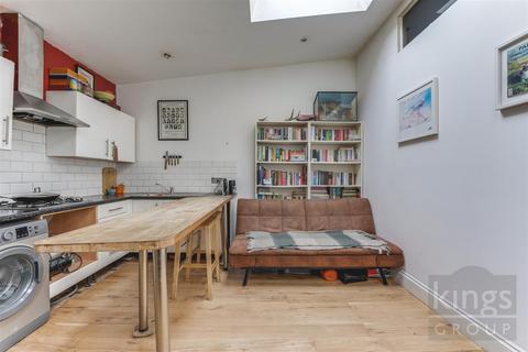 1 bedroom flat for sale, Brunner Road, London