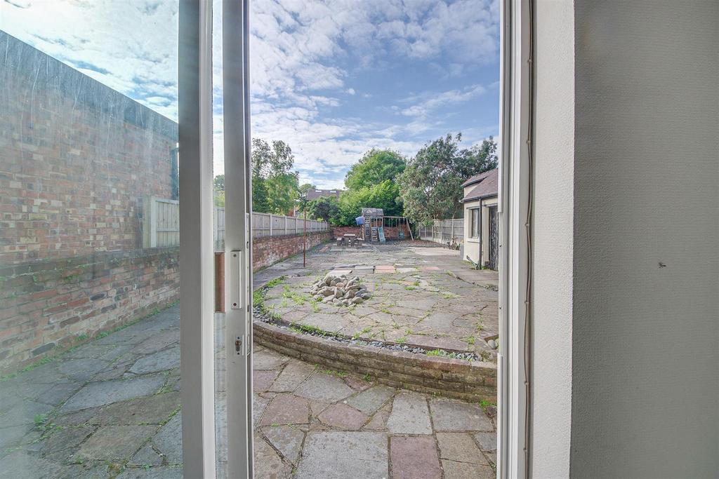 Patio to Garden