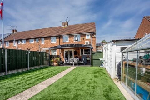 2 bedroom townhouse for sale, Chapelfields Road, Acomb, York