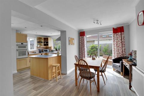 6 Alexandra Road, Minehead, TA24 5DR