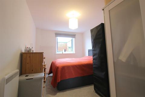1 bedroom flat to rent, Turnpike Court, High Street, Waltham Cross