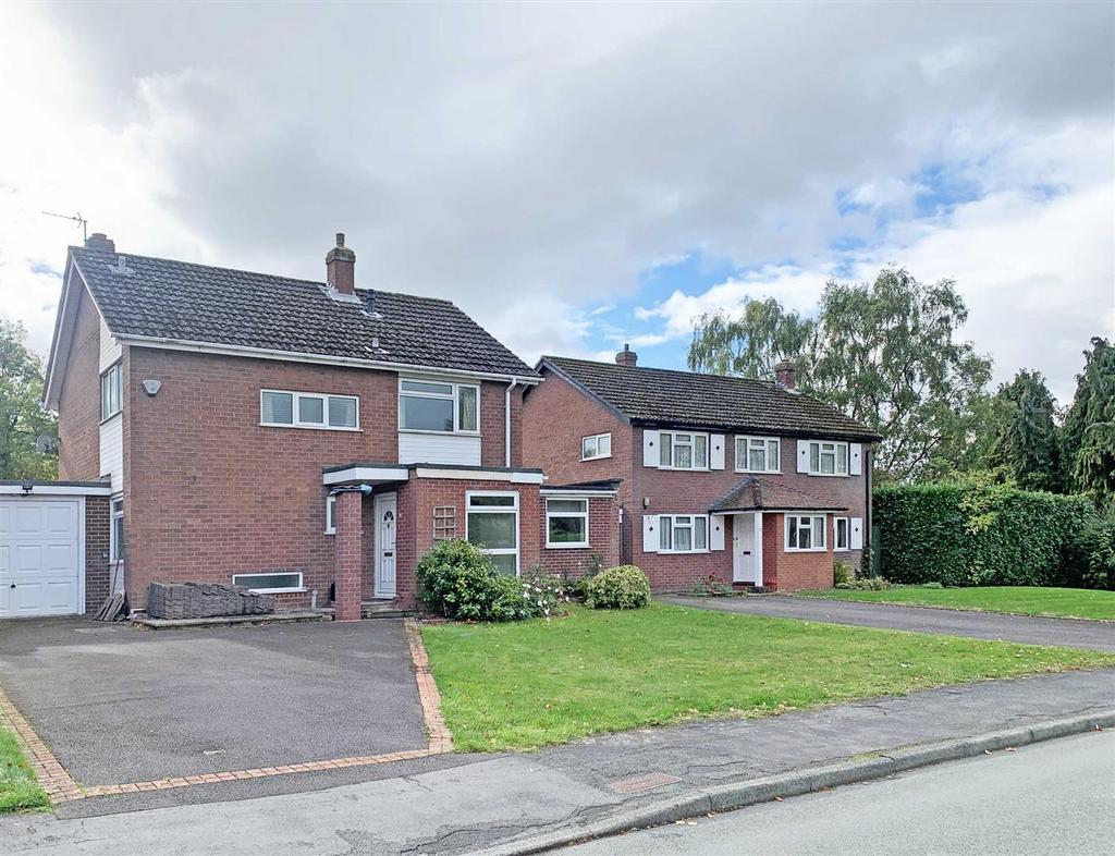 Clarkefields, Bayston Hill, Shrewsbury 3 bed detached house to rent £