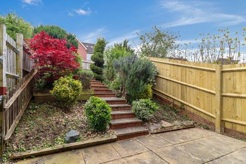 3 bedroom terraced house for sale, Cameron Road, Chesham, Buckinghamshire, HP5