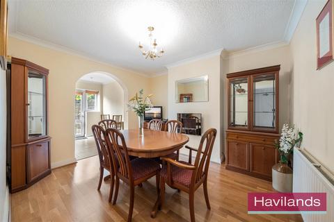 3 bedroom terraced house for sale, Harrow Avenue, Enfield