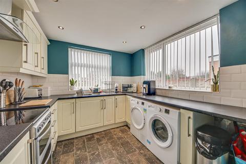 3 bedroom semi-detached house for sale, Matlock Road, Southport PR8
