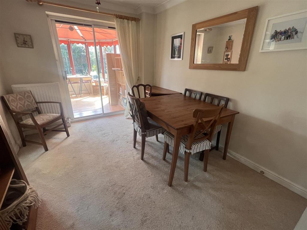 Dining Room.jpeg