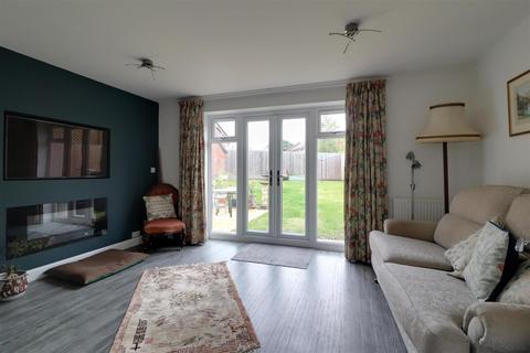 3 bedroom semi-detached house for sale, Alfred Underwood Way, Great Oldbury, Stonehouse
