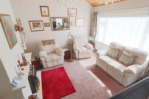 3 bedroom detached house for sale, Siskin Green, Lowestoft