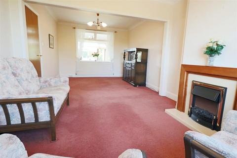 3 bedroom semi-detached house for sale, Stradbroke Road, Pakefield, Lowestoft