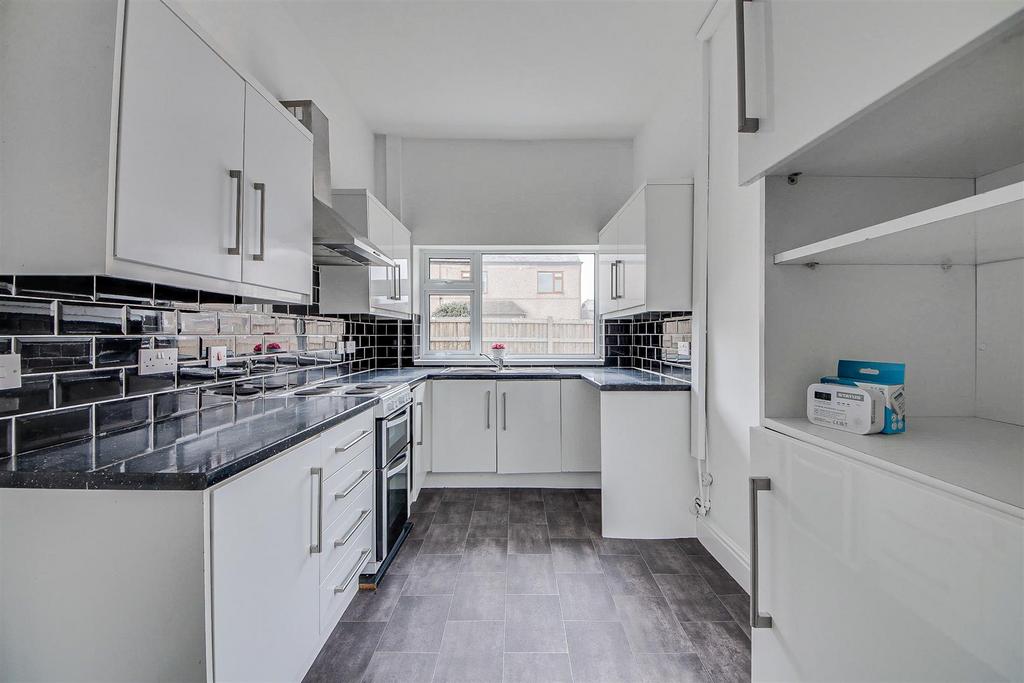 Upper Aughton Road, Southport PR8 3 bed semidetached house for sale
