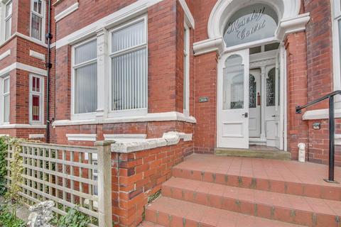 1 bedroom flat for sale, Leyland Road, Southport PR9