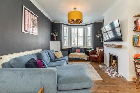 4 bedroom terraced house for sale, South Farm Road, Worthing, West Sussex, BN14 7AU