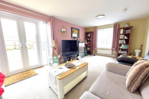 4 bedroom detached house for sale, Cortland Way, Stourport On Severn