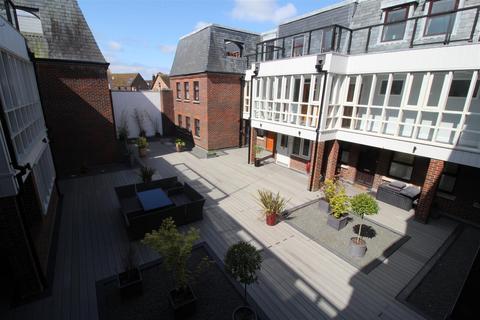 1 bedroom apartment for sale, Strand Street, Poole