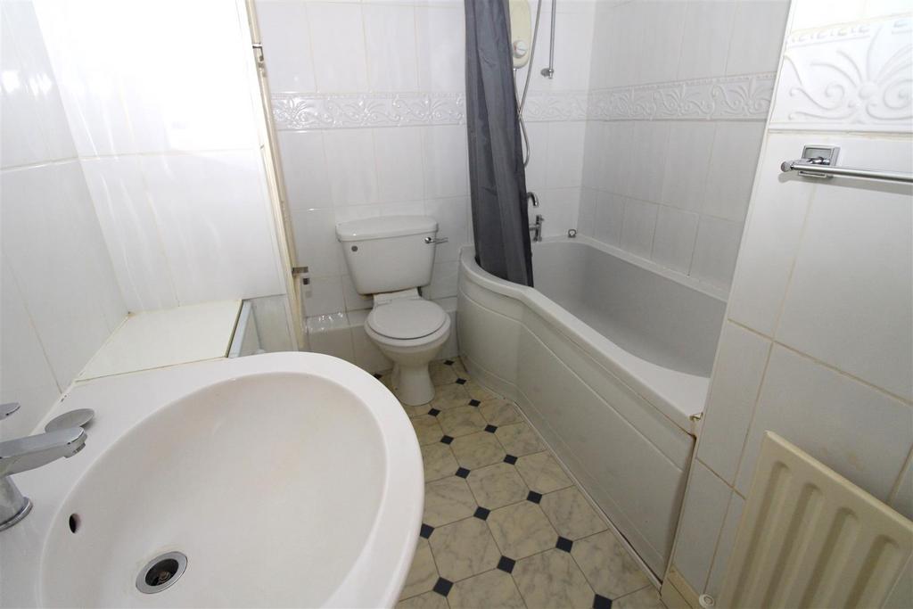 Bathroom.JPG
