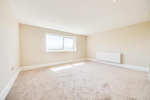 2 bedroom apartment for sale, Lancaster Road, Southport PR8