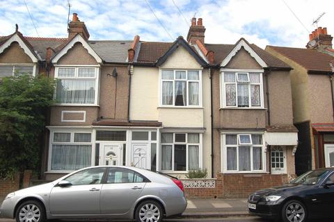3 bedroom terraced house to rent, Oakwood Avenue, Mitcham CR4