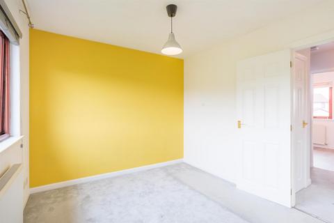 8 Greig Place, Perth, PH1 2UJ