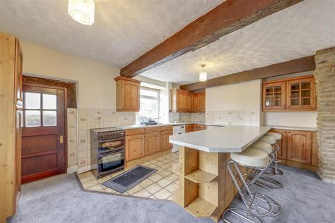 3 bedroom end of terrace house to rent, Townsend Fold, Rawtenstall, Rossendale
