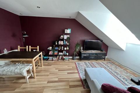 2 bedroom apartment to rent, Moor Lane, Sherburn in Elmet, LS25
