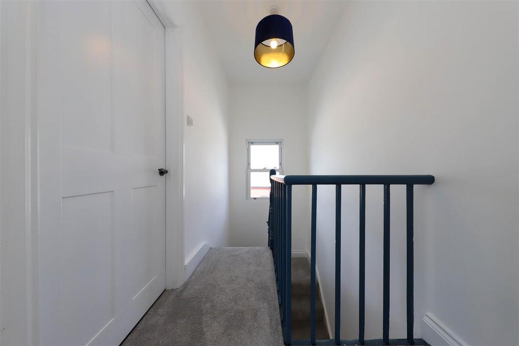 Nicholas james washington st living lamnifng 3.jpg