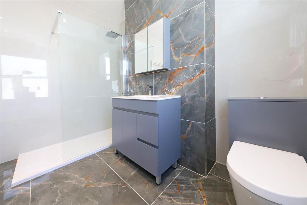 Nicholas james washington st bathroom 1.jpg