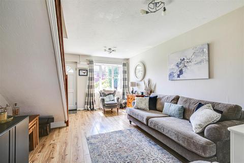 20 Squerryes Mede, Westerham, TN16 1SW