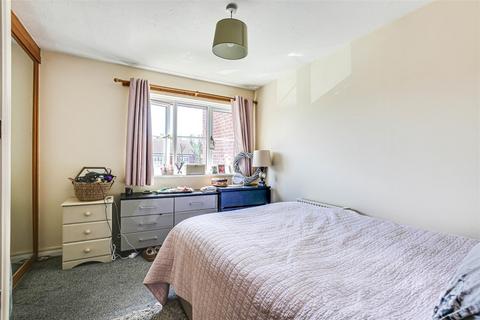 20 Squerryes Mede, Westerham, TN16 1SW