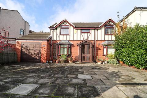 2 bedroom detached house for sale, Compton Road, Southport PR8