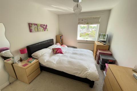 1 bedroom flat for sale, The Crescent, Salisbury SP2