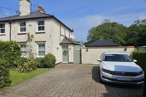 3 bedroom cottage for sale, Slough Road, Danbury