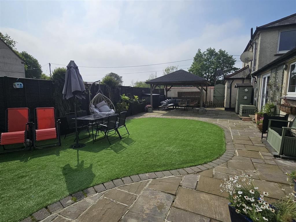 Garden2.jpg