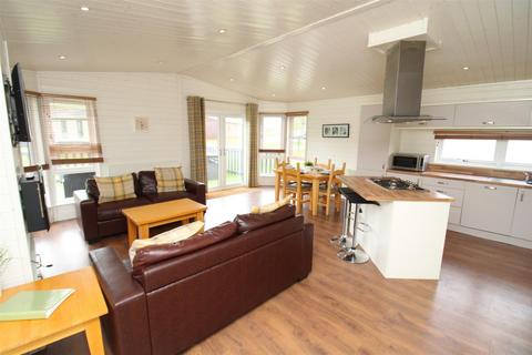 2 bedroom park home for sale, Warren Estate Lodges, Woodham Walter, Maldon