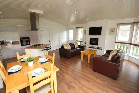 2 bedroom park home for sale, Warren Estate Lodges, Woodham Walter, Maldon