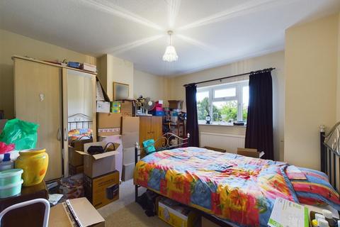 154 Tuffley Avenue, Gloucester, GL1 5NS