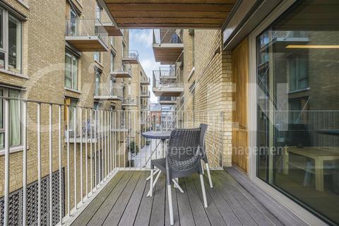 1 bedroom flat for sale, Godwin House, Still Walk, One Tower Bridge, London SE1