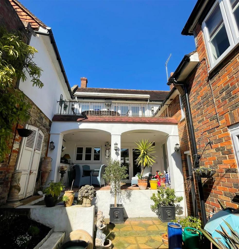 St. Marys Road, Wrotham, Sevenoaks 4 bed detached house for sale £900,000