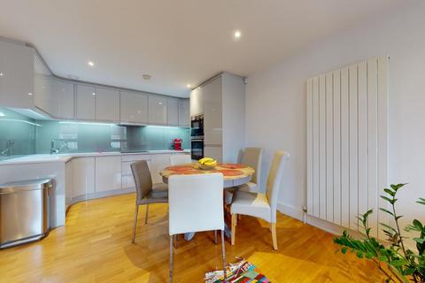 2 bedroom apartment for sale, Chant House, Arlington Road, London