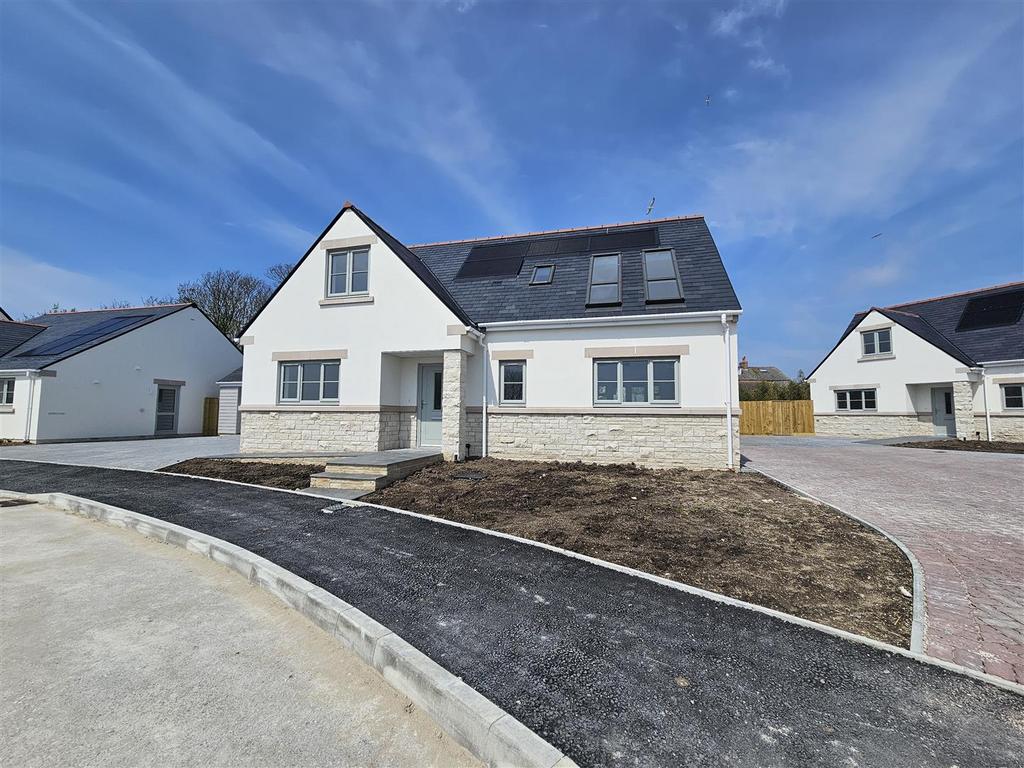 The Windmills, Easton, Portland 3 bed bungalow for sale £525,000