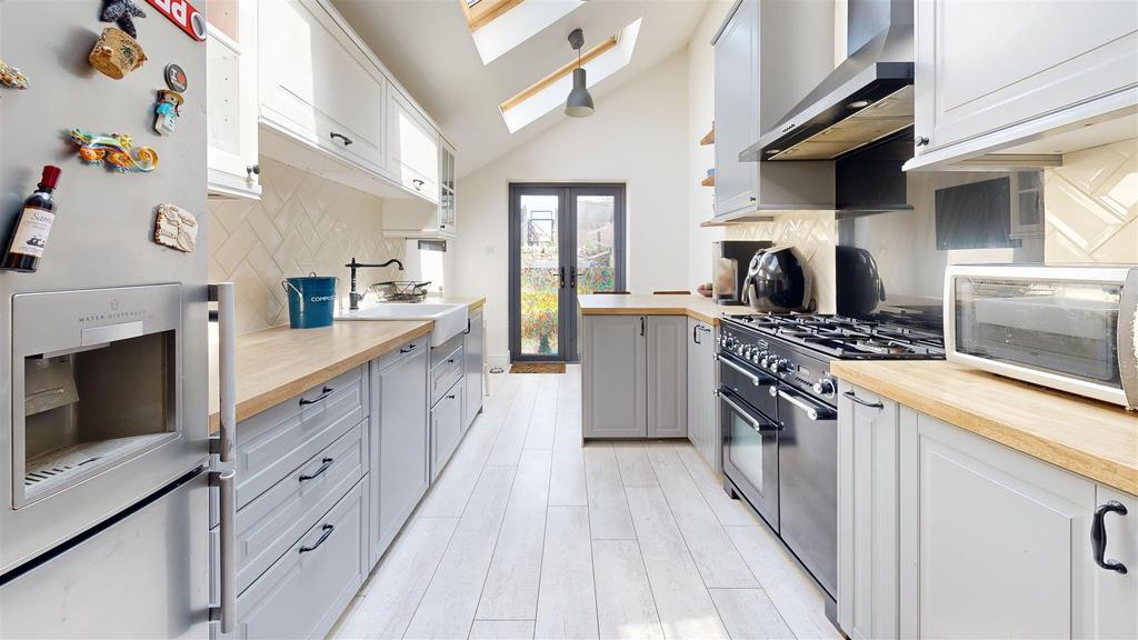 53-New-St-Kitchen 1.jpg