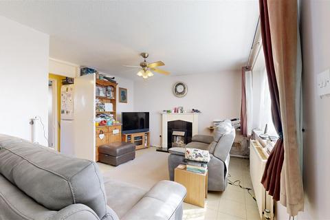 3 bedroom end of terrace house for sale, Greenways, Portland