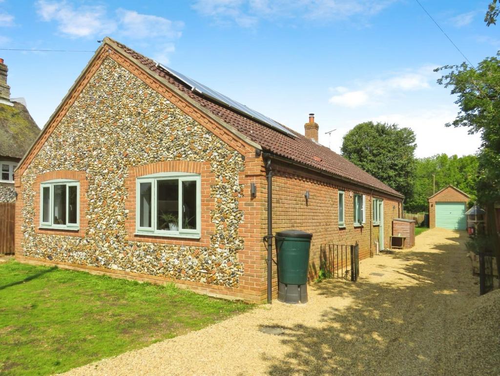 Ashburton Road, Ickburgh IP26 3 bed detached bungalow for sale £325,000