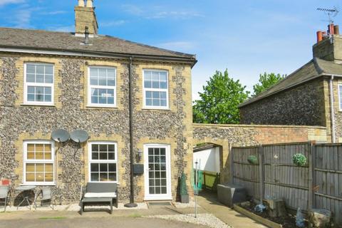 2 bedroom end of terrace house for sale, London Road, Brandon IP27