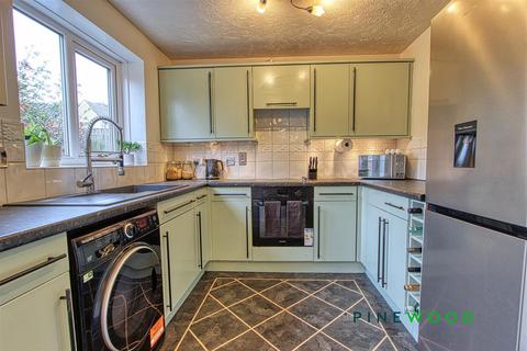 3 bedroom detached house for sale, Saddletree View, Chesterfield S43