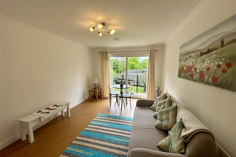 1 bedroom apartment for sale, Westcliffe Court, Darlington